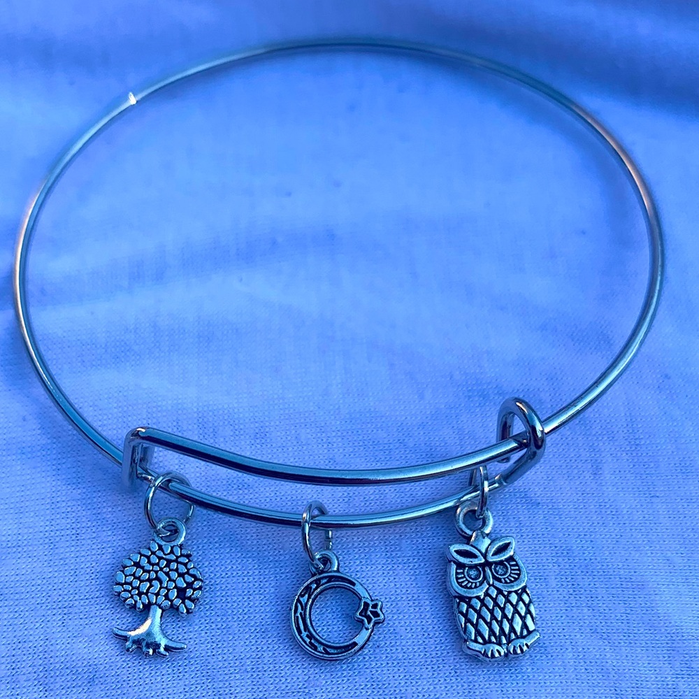 Brand New! Handmade! Adjustable Charm Bangle Bracelet!